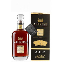 Ром A.H. Riise Family Reserve 1838 Solera in gift box 0,7 л фото